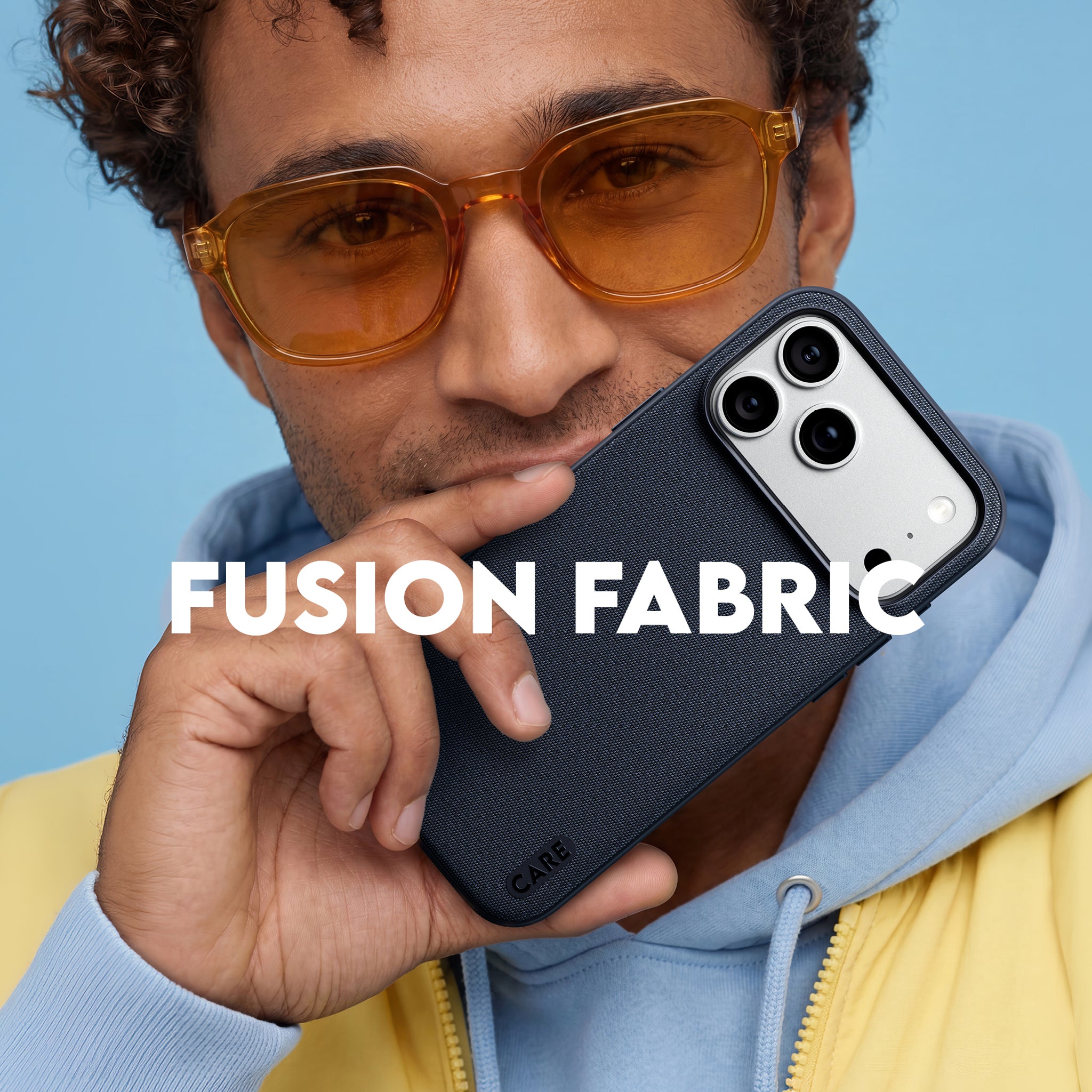 CARE™ by PanzerGlass® Fusion Fabric Case Blau m. MagSafe iPhone 18 Pro | 17 Pro