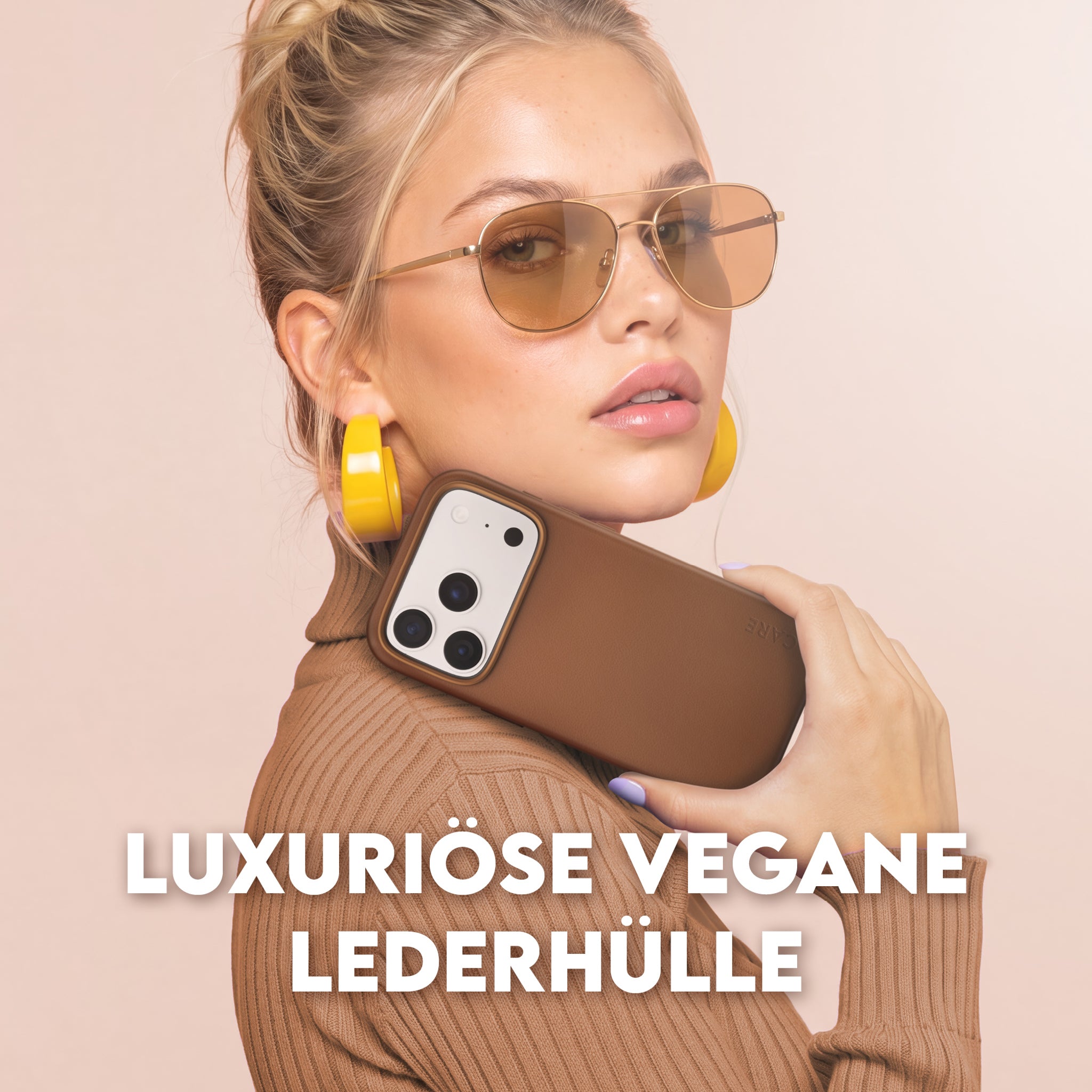 CARE™ by PanzerGlass® Solo Vegan Leather Case Braun m. MagSafe iPhone 18 Pro Max | 17 Pro Max