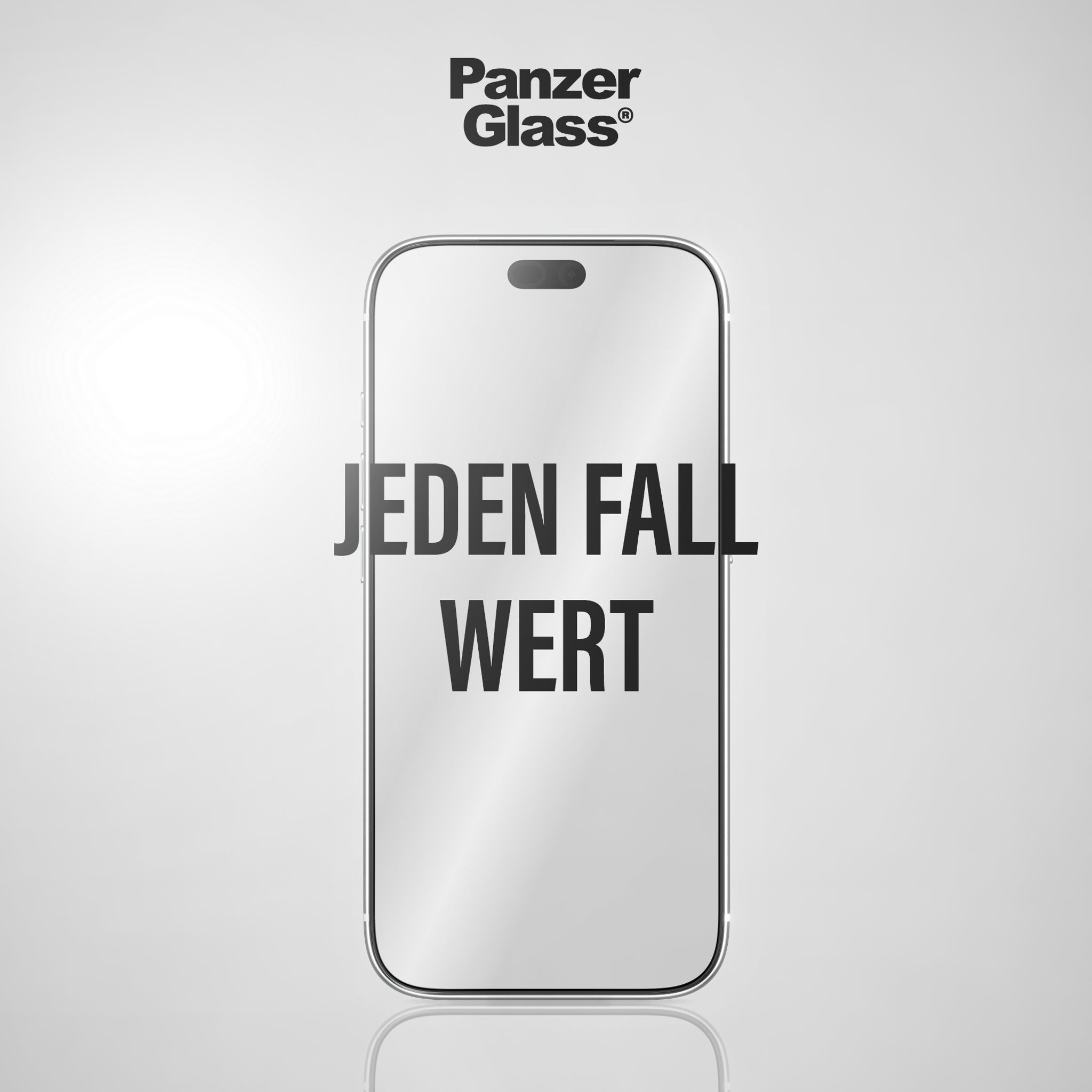 PanzerGlass® Displayschutz iPhone 18 Pro Max | 17 Pro Max | Ultra-Wide Fit m. EasyAligner
