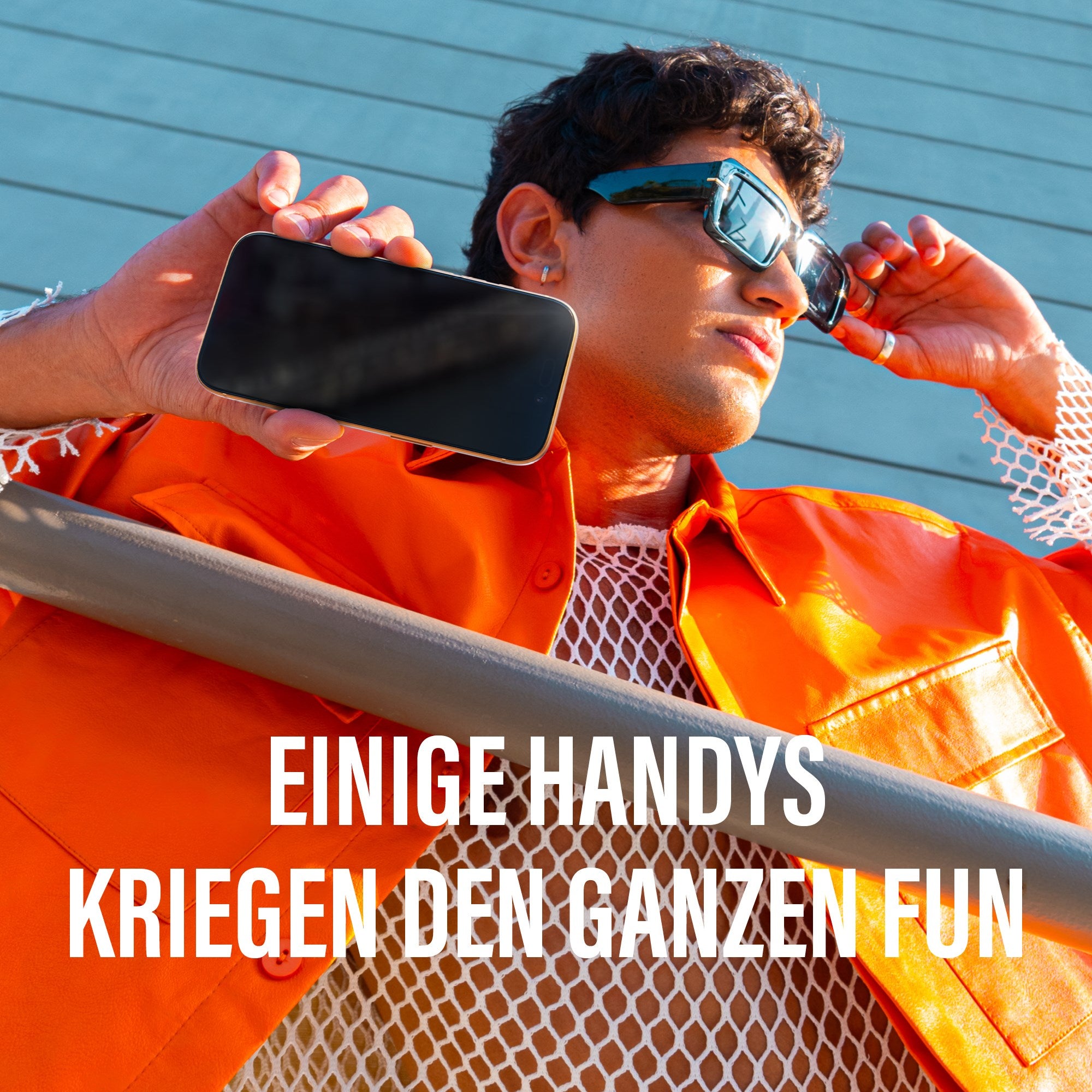 PanzerGlass® Displayschutz iPhone 17 | iPhone 16 Pro | Ultra-Wide Fit m. EasyAligner